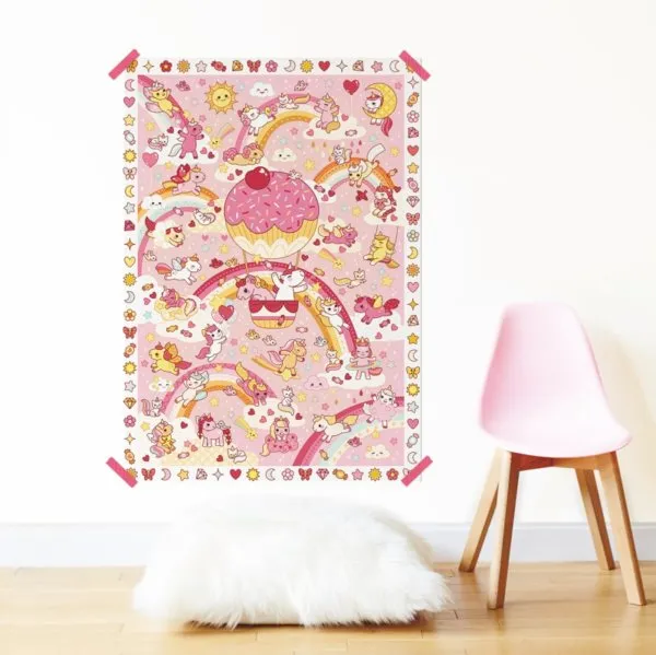 Poppik-poster-stickers-creative-licornes-gommettes-autocollants-activite-1-bis-600x599.webp