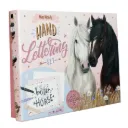 Miss Melody - Brievenbox handlettering